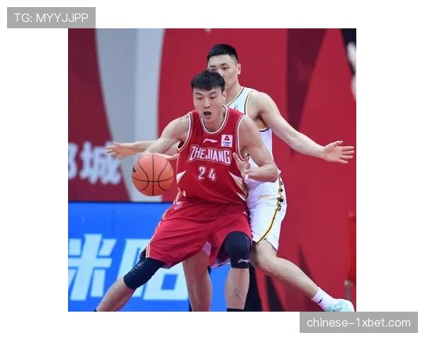 浙江吴前率先命中三分打开局面 老将经验帮助球队建立优势